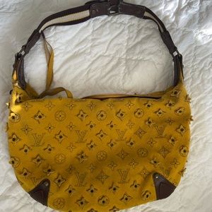 Vintage yellow suede hobo crescent bag purse logo